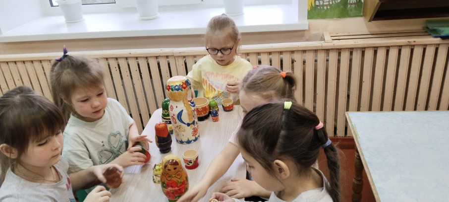 День рождения русской матрешки День рождения русской матрешки.